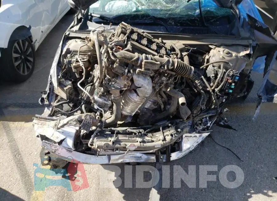 1HGCV1F14KA098937 Photo# 7