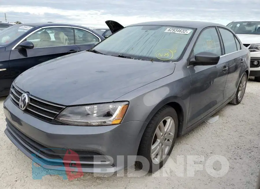 3VW2B7AJXHM216835 Photo# 2