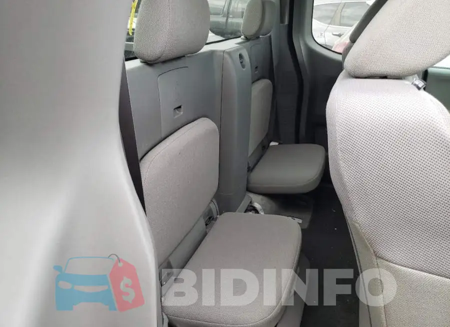 1N6BD0CT7JN761144 Photo# 6