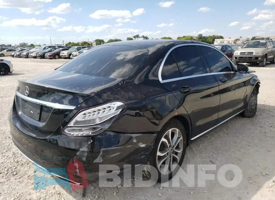 WDDWF4JB5JR350047 Photo# 4