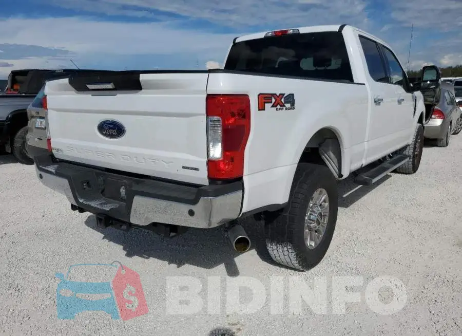 1FT7W2B65KEC69501 Photo# 4