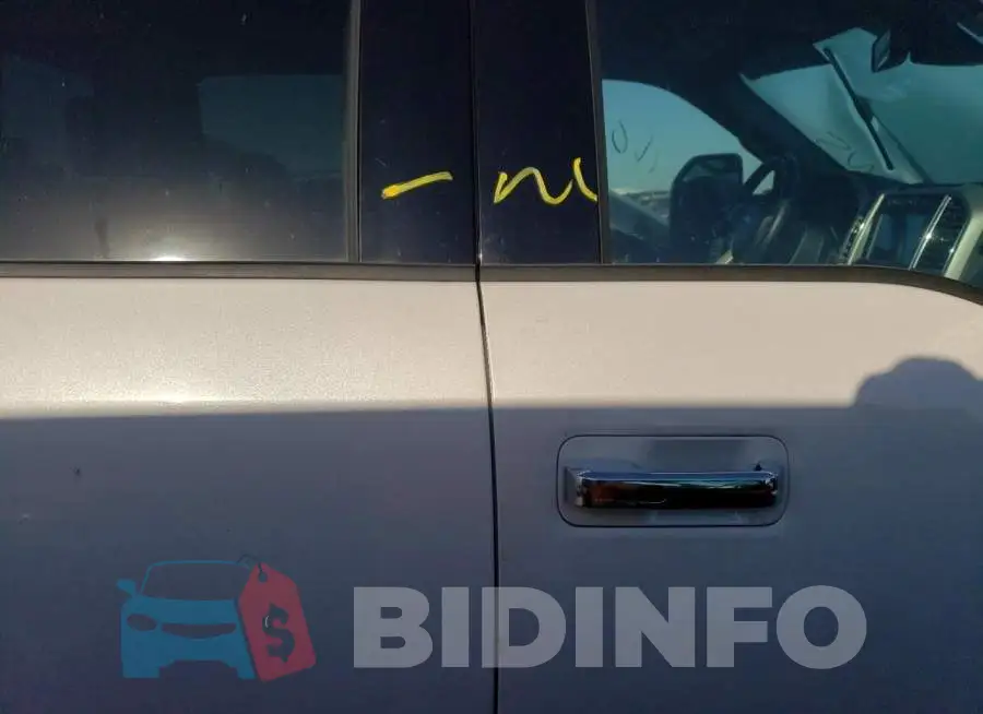 1FT7W2BT2JEB91442 Photo# 9