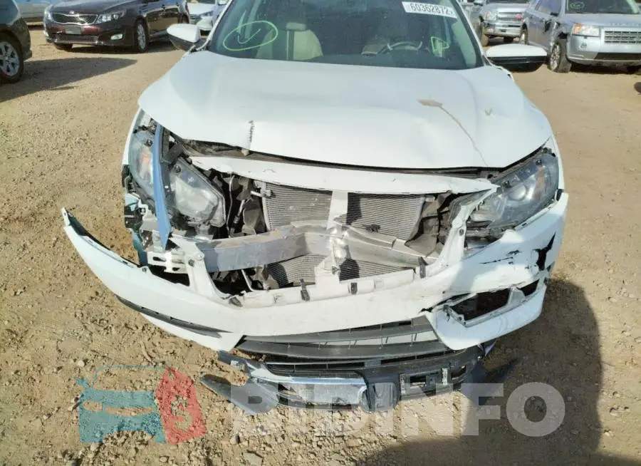19XFC2F58HE068937 Photo# 9