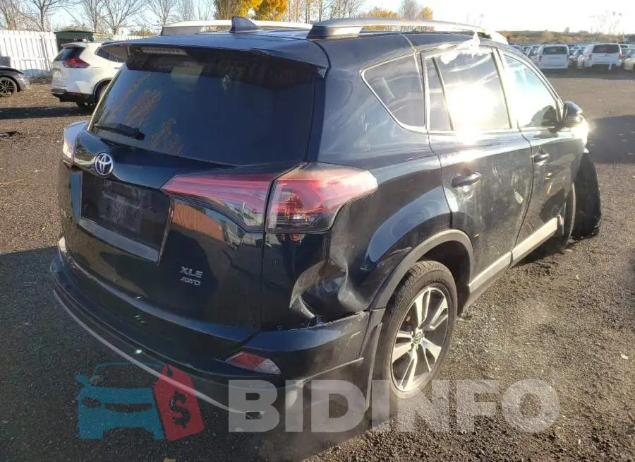 2T3RFREV8JW824484 Photo# 4