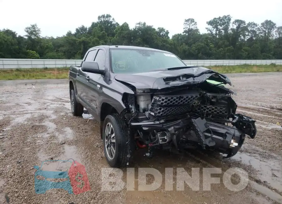 5TFDW5F12KX784107 Photo# 1