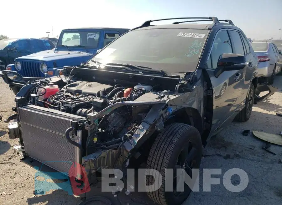 JTMEWRFV0LD531563 Photo# 2