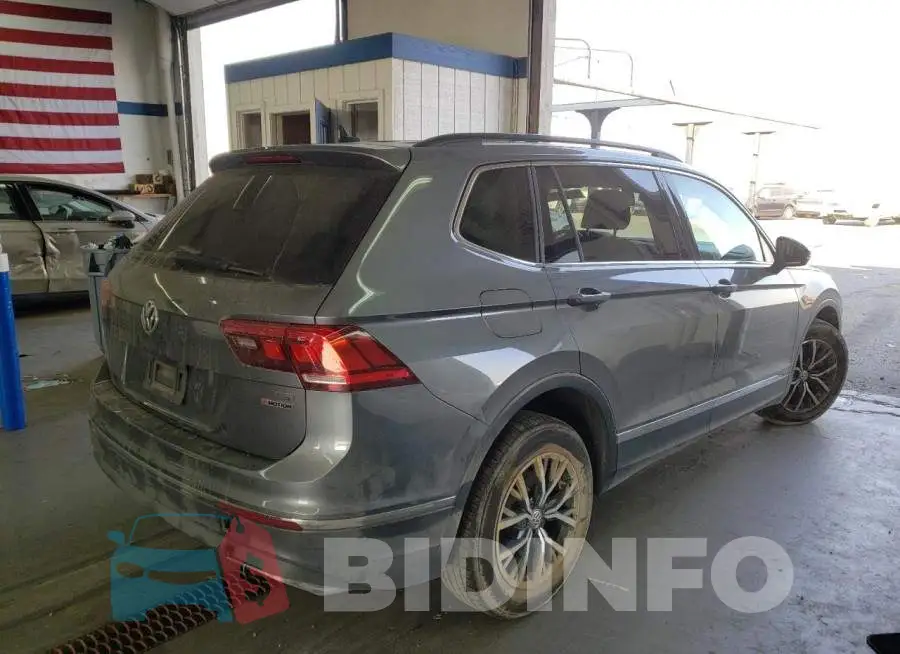 3VV2B7AX2JM019365 Photo# 4
