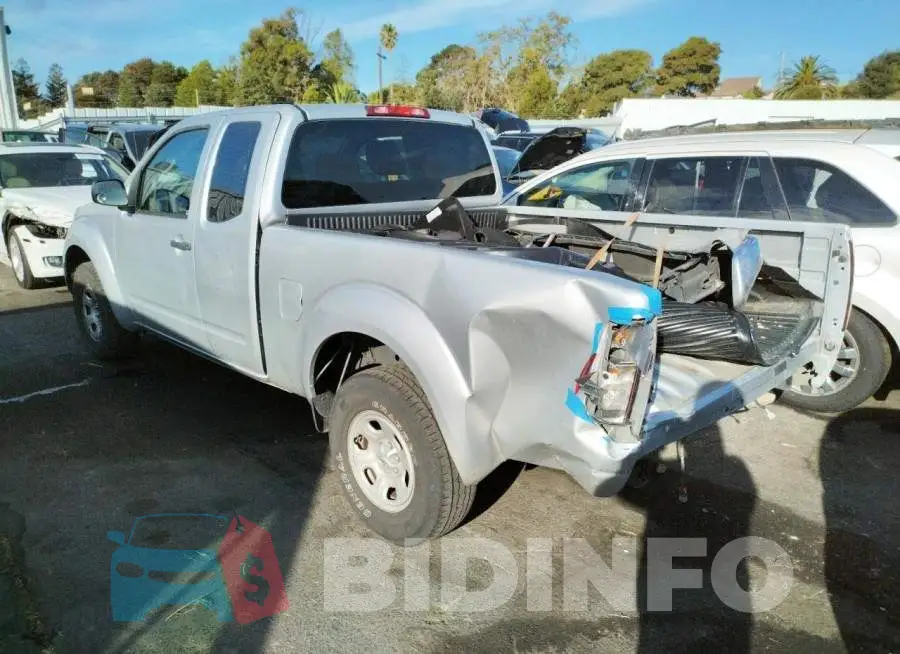 1N6BD0CT0GN772852 Photo# 3