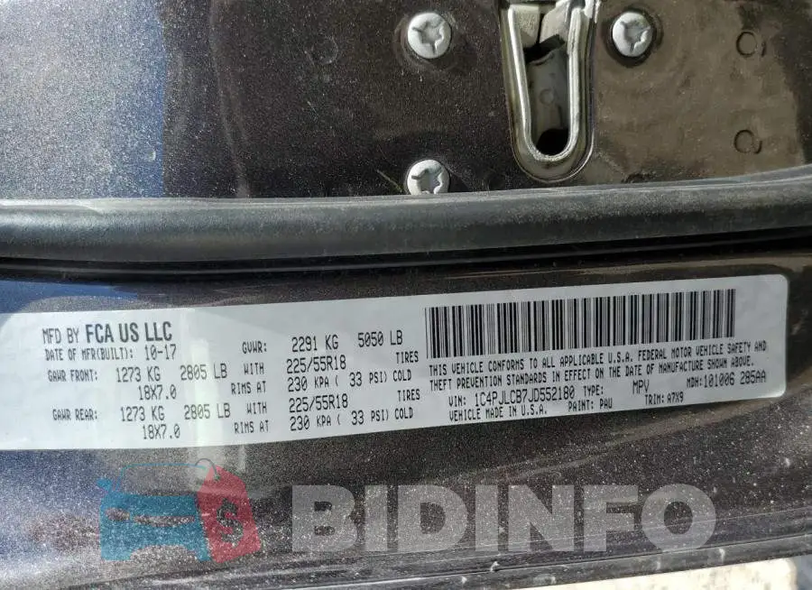 1C4PJLCB7JD552180 Photo# 10