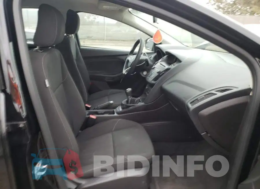 1FADP3E23GL249027 Photo# 5