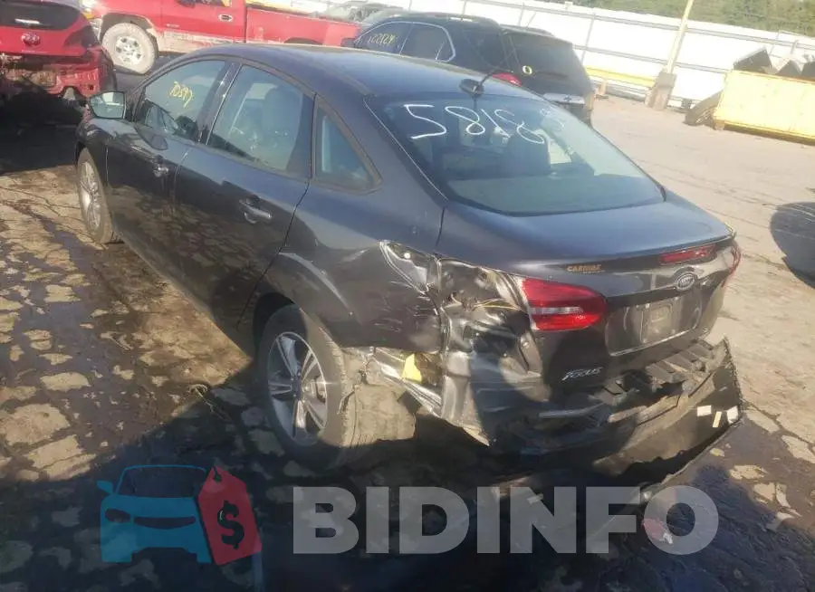 1FADP3FE7HL275818 Photo# 3