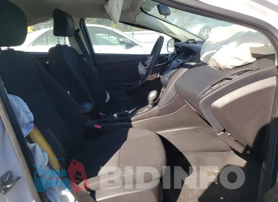 1FADP3K24GL204926 Photo# 5