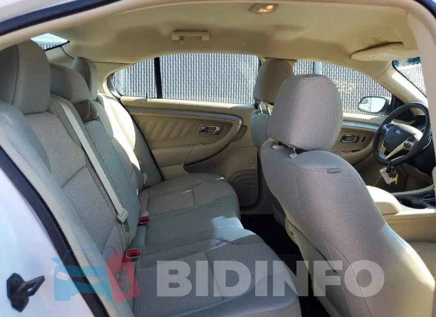 1FAHP2E85JG123526 Photo# 6