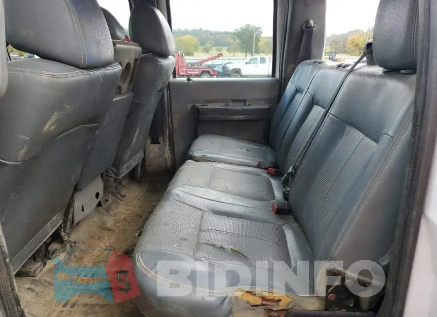 1FT7W2B68GEA00917 Photo# 6