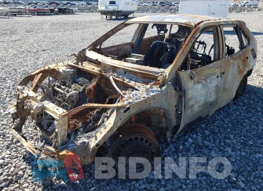 2T3F1RFV2MC175870 Photo# 2