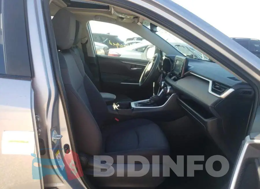 JTMW1RFV8KD504550 Photo# 5