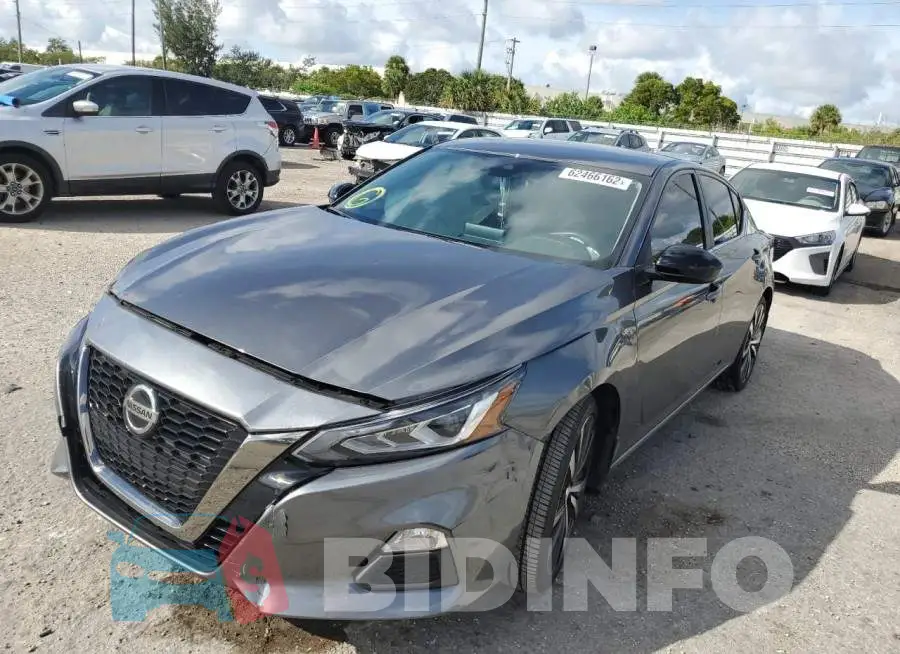 1N4BL4CV8NN327812 Photo# 2