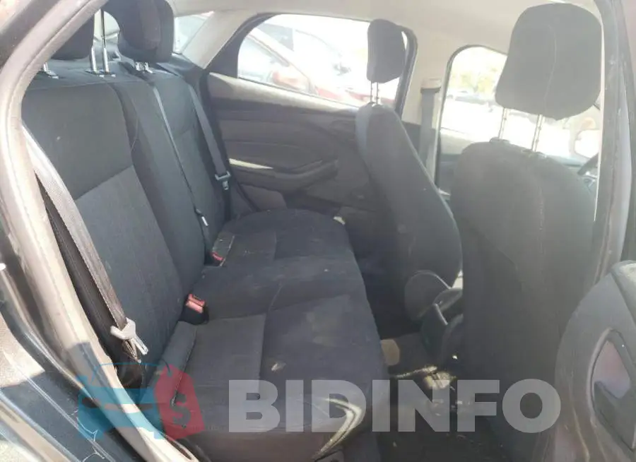 1FADP3E23JL268216 Photo# 6