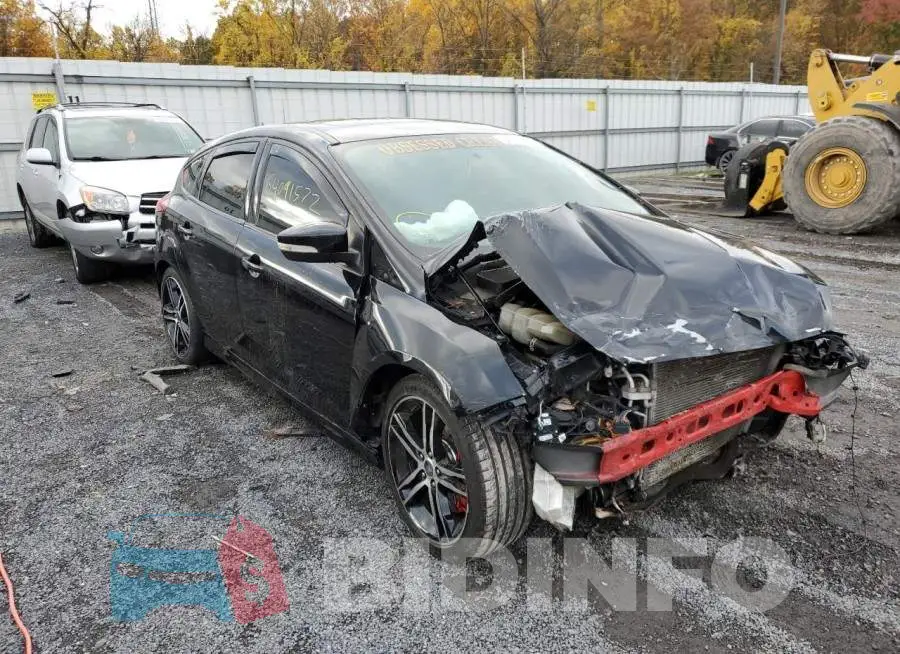 1FADP3L95GL250177 Photo# 1