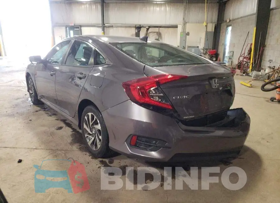 19XFC2F72HE226688 Photo# 3