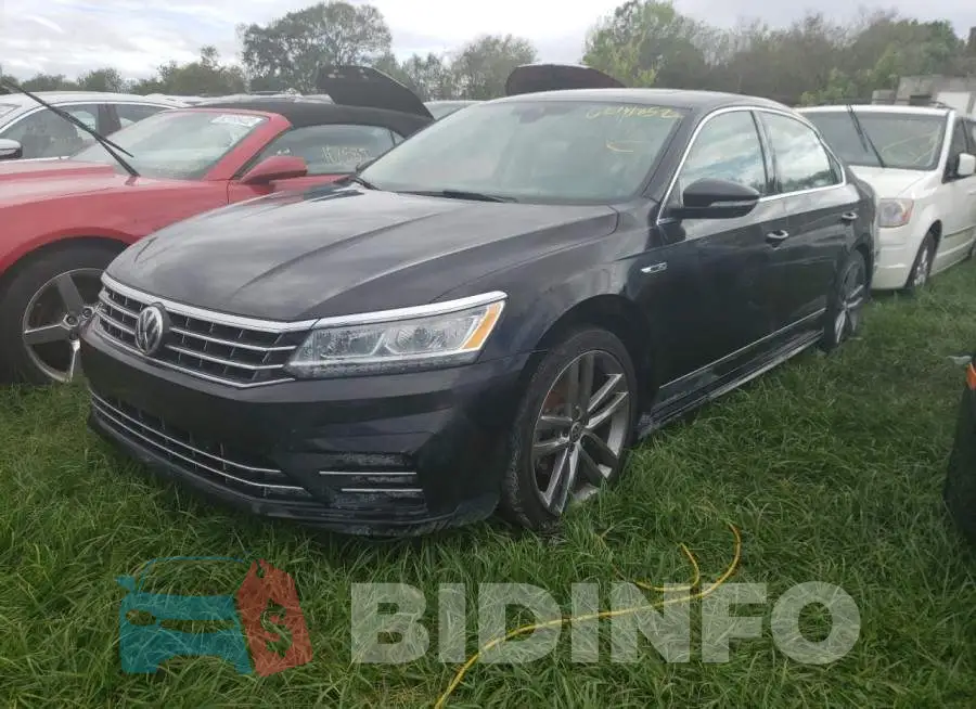 1VWMA7A39KC010881 Photo# 2