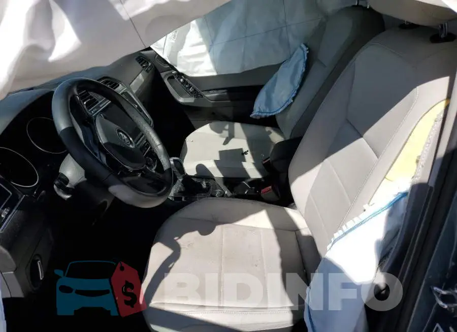 3VV2B7AX7KM175225 Photo# 5