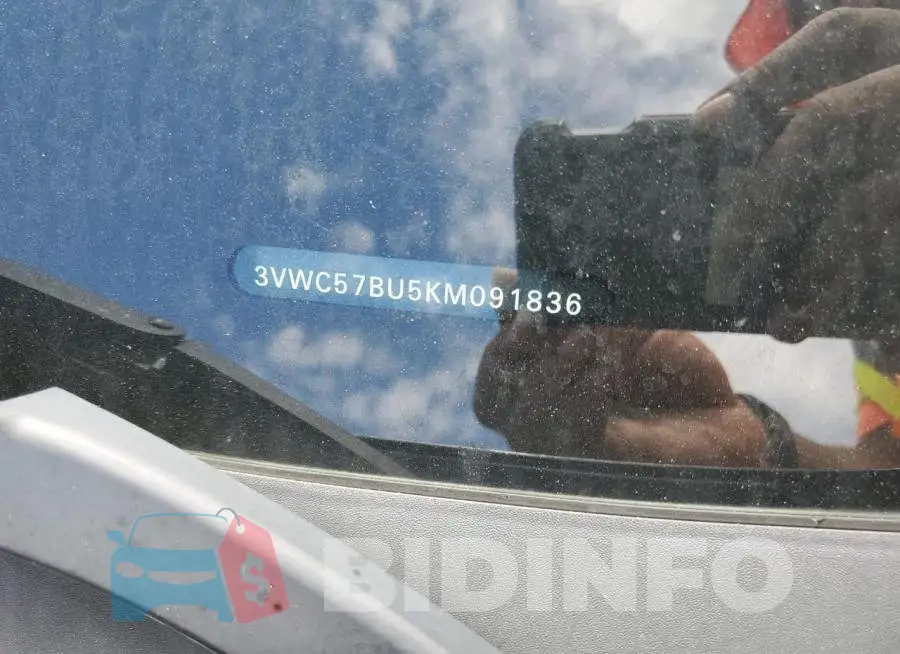 3VWC57BU5KM091836 Photo# 10