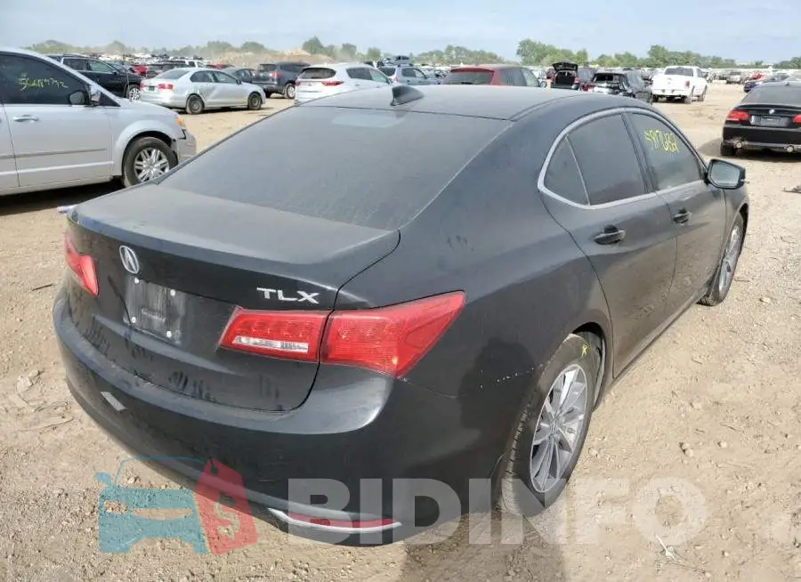 19UUB1F39JA004497 Photo# 4