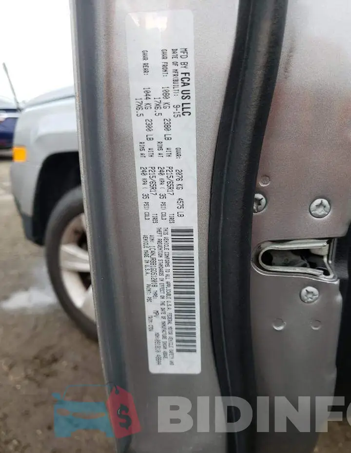 1C4NJRBB1GD512018 Photo# 10