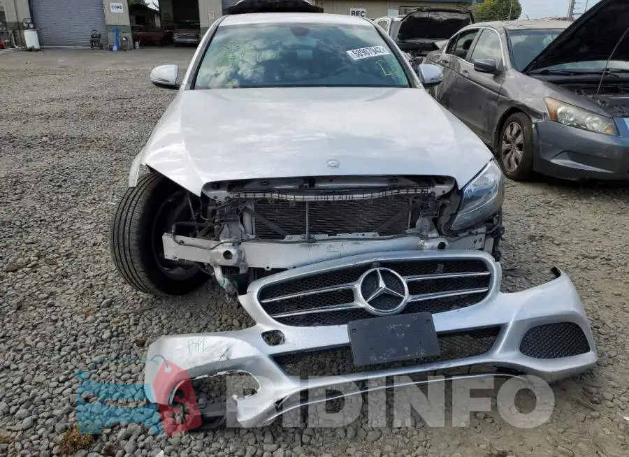 55SWF4KB1GU173387 Photo# 9