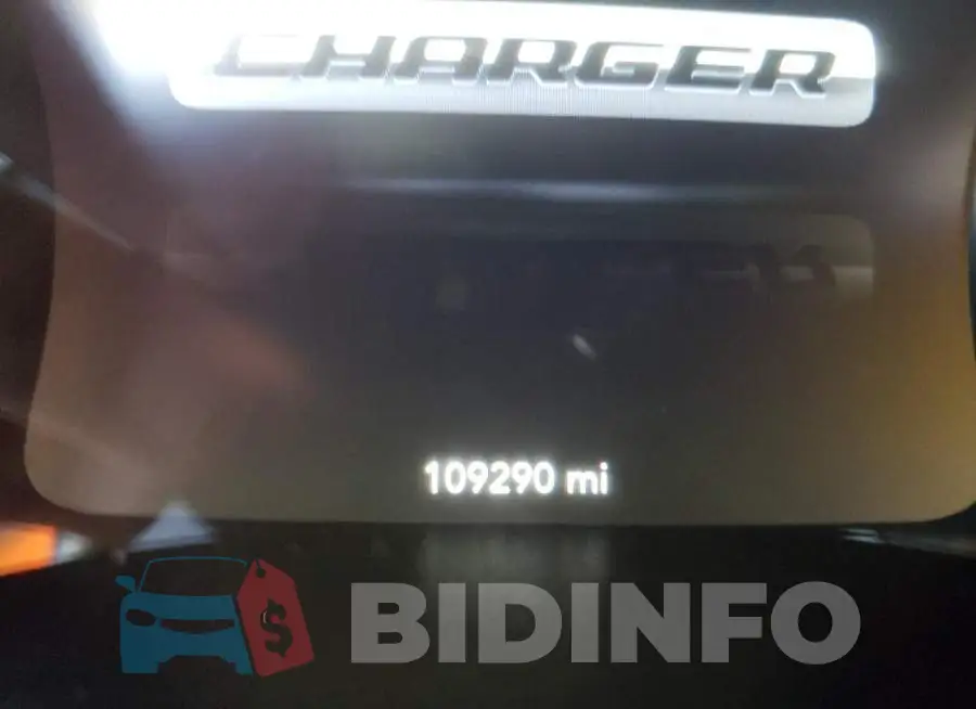 2C3CDXCT5GH237237 Photo# 8