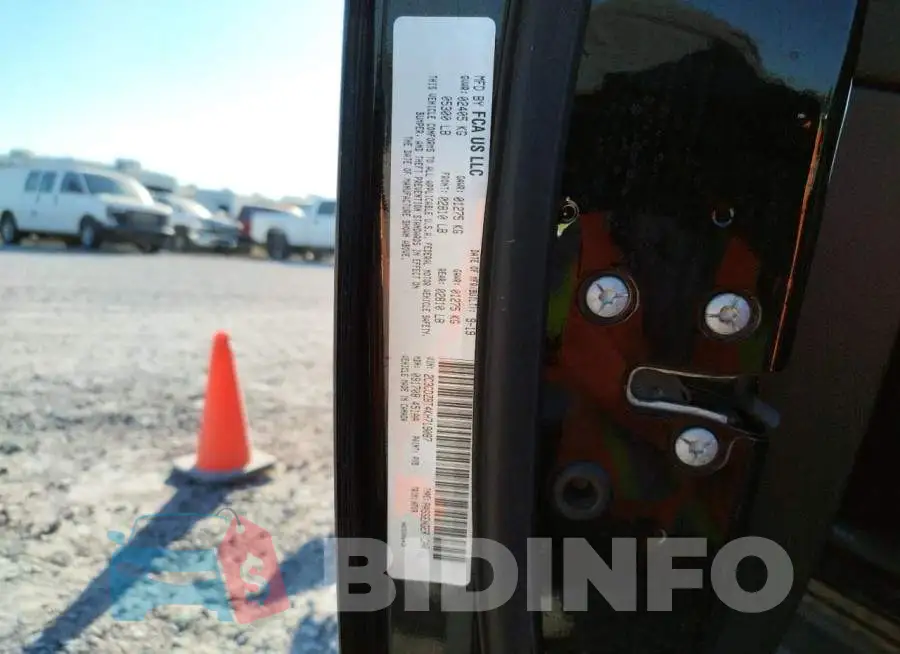2C3CDZBT4KH719087 Photo# 10