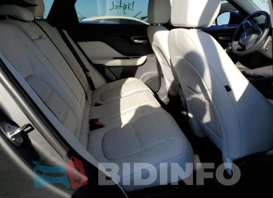 SADCK2FX1KA610997 Photo# 6