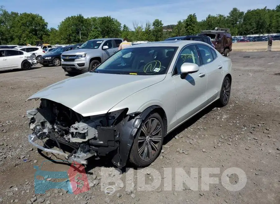 7JRL12TL7NG154622 Photo# 2