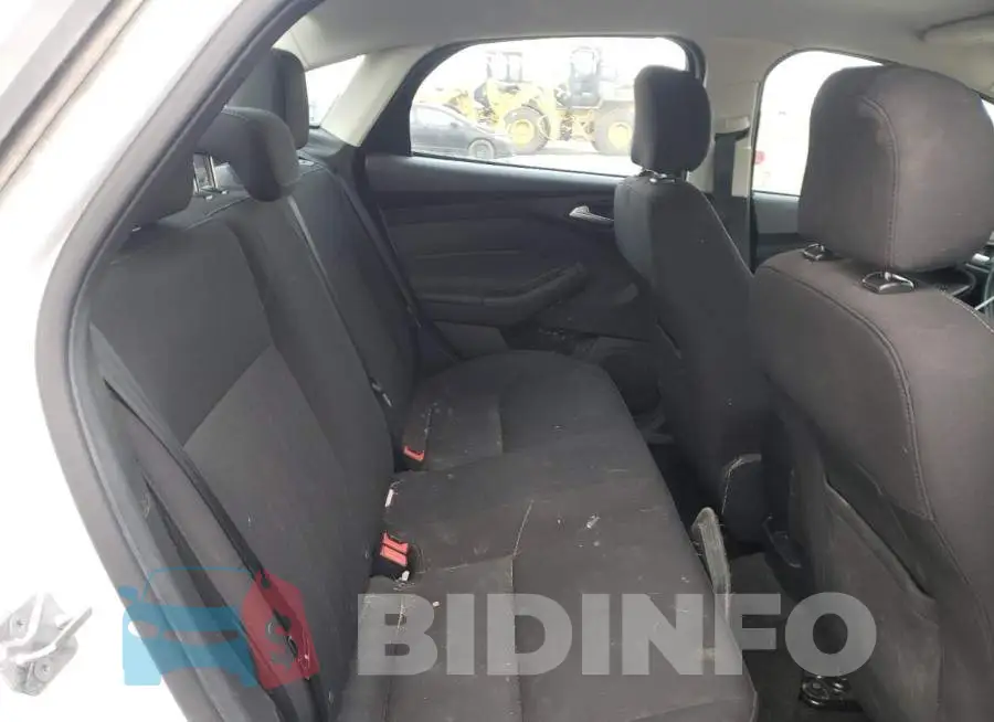 1FADP3F21GL400462 Photo# 6