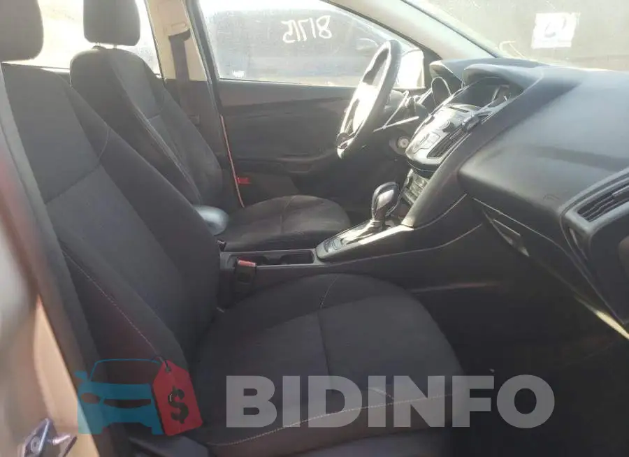 1FADP3FE3HL281518 Photo# 5