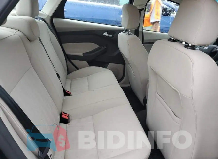1FADP3FE5HL229517 Photo# 6
