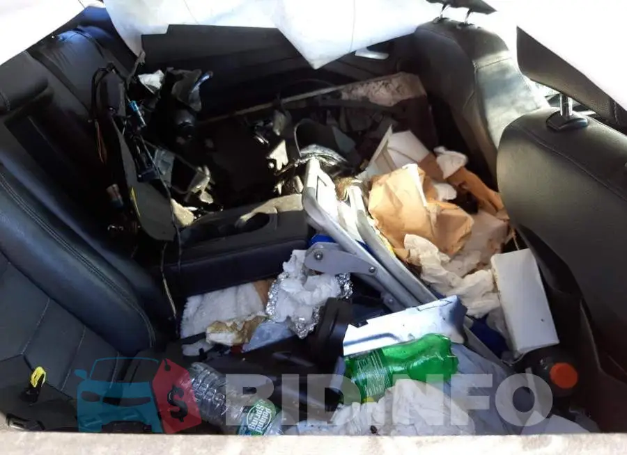 1FMCU9J92GUA34457 Photo# 6