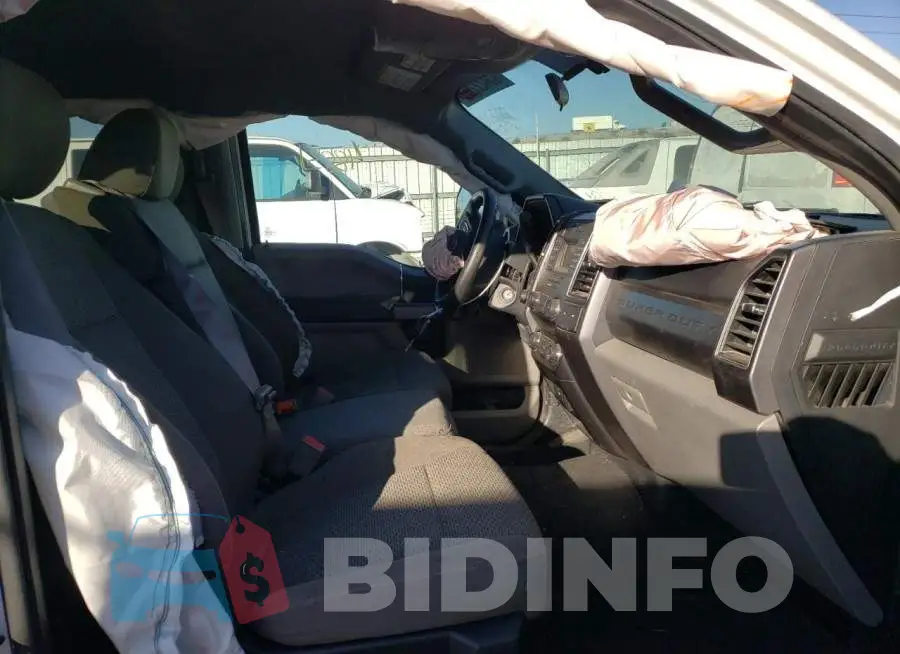 1FT7W2B69KEF16244 Photo# 5