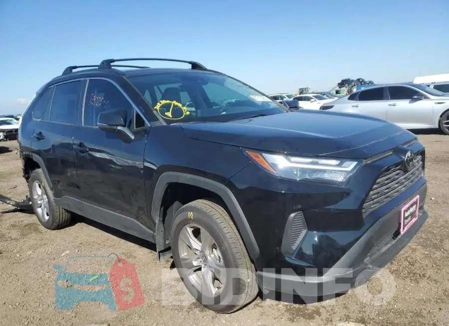 2T3P1RFV8NC288034 Photo# 1