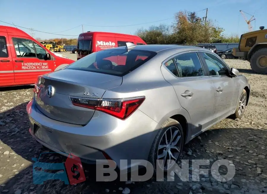 19UDE2F70KA010948 Photo# 4