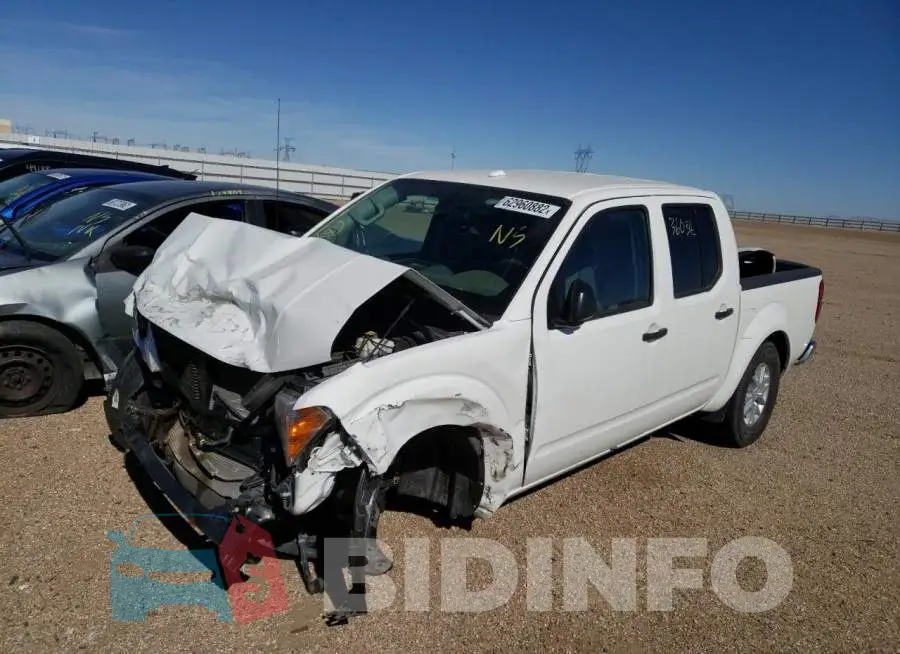 1N6AD0ER2JN746435 Photo# 2