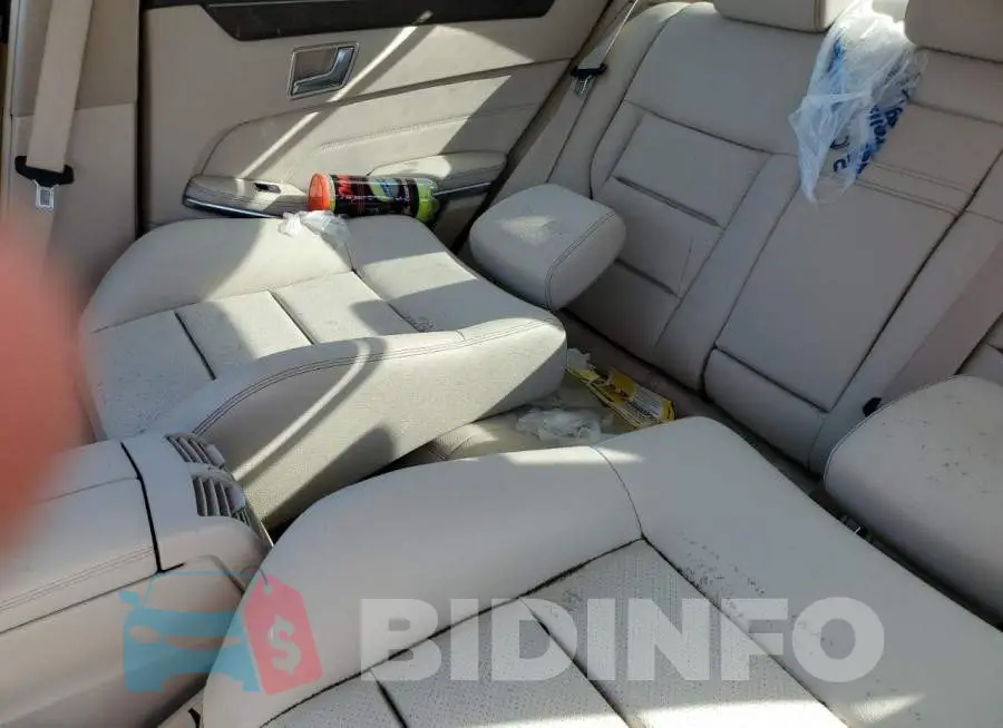 WDDHF5KB3GB241925 Photo# 5