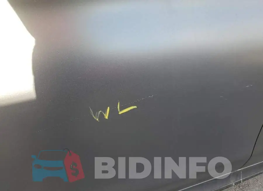 WDDZH8KB2KA512407 Photo# 9