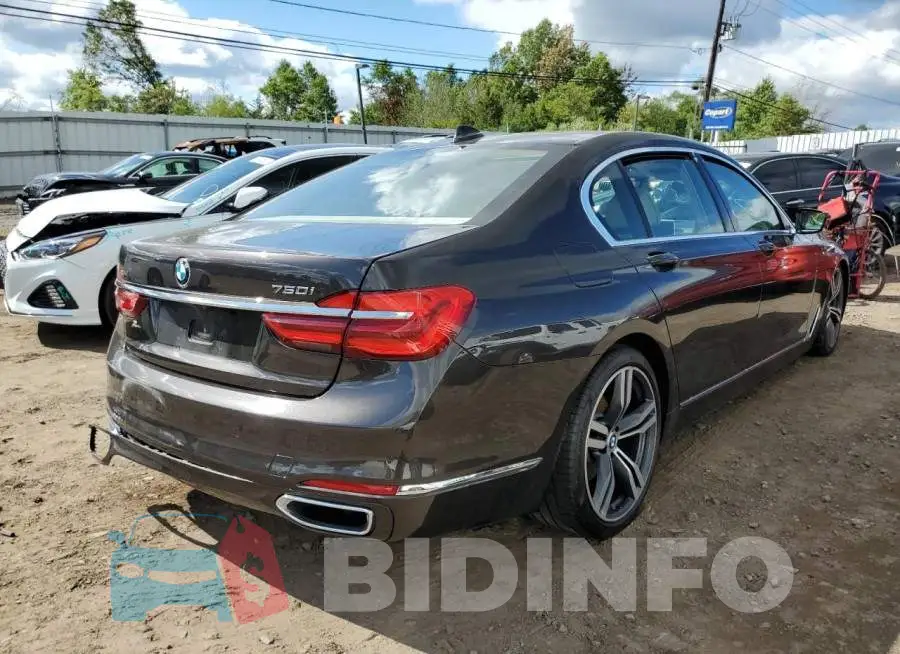 WBA7F2C53GG416932 Photo# 4