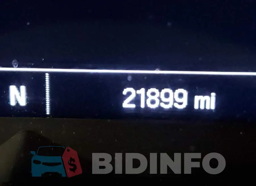 3GNCJLSB8LL201928 Photo# 8