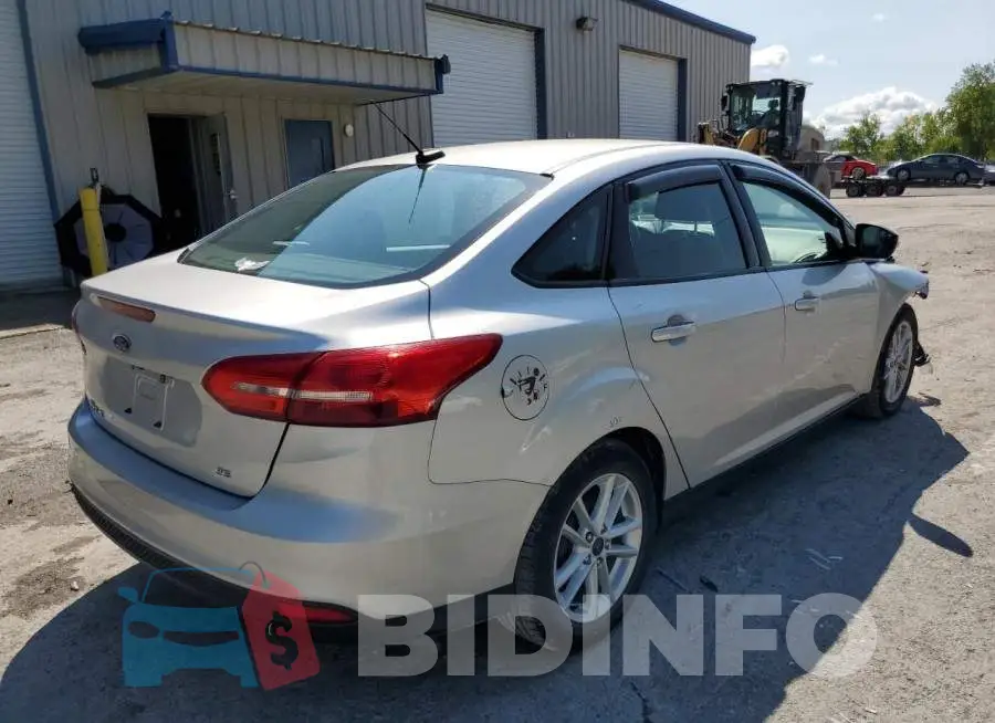 1FADP3F22GL319521 Photo# 4