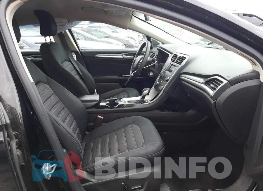 3FA6P0H79GR158425 Photo# 5
