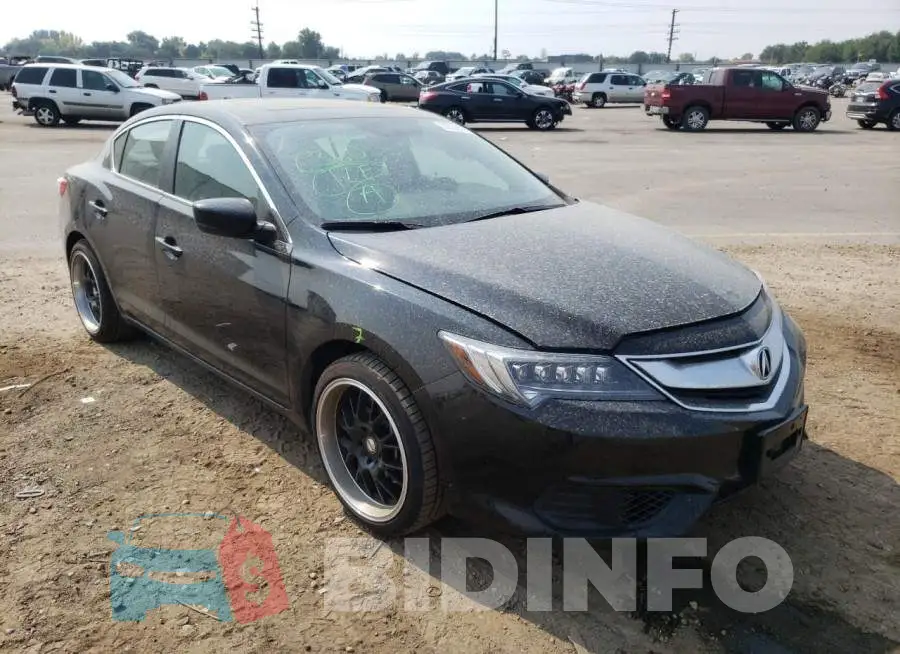 19UDE2F37JA000770 Photo# 1