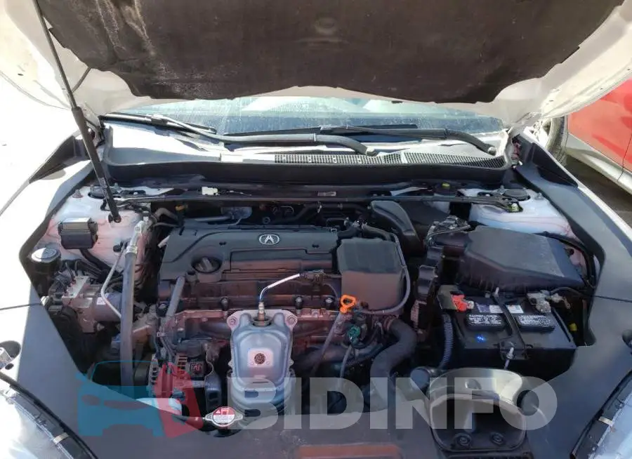 19UUB1F37JA002117 Photo# 7